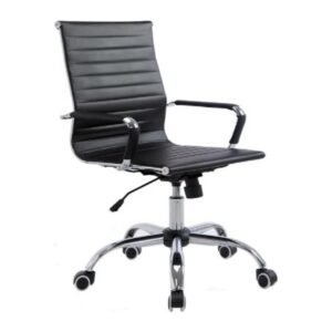 CORNICE MID VALUE office chair, front three-quarter view on white